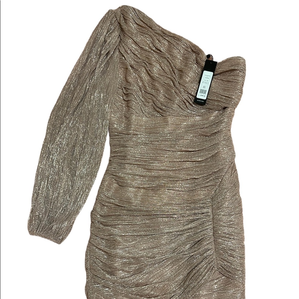 Beautiful new with tag mini dress